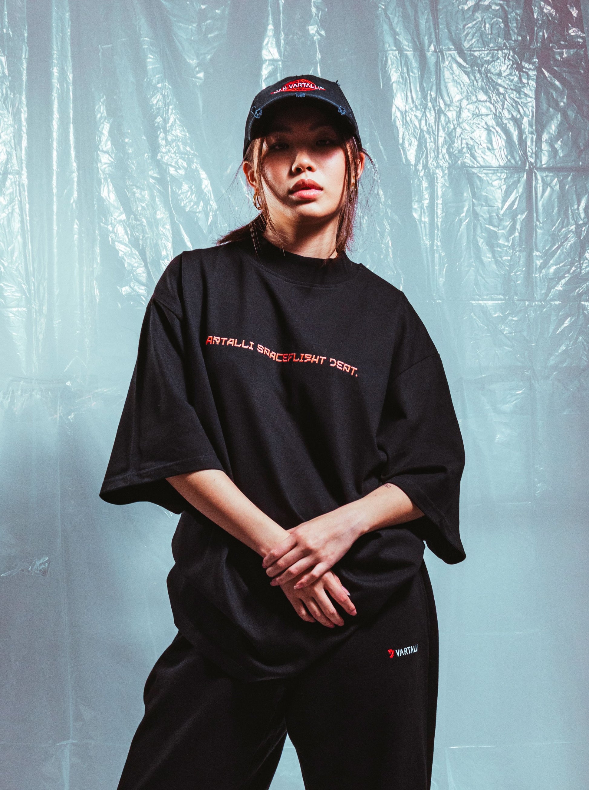 SPACEFLIGHT MOCK NECK TEE